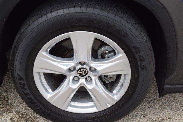 used 2022 Toyota Highlander car, priced at $35,865