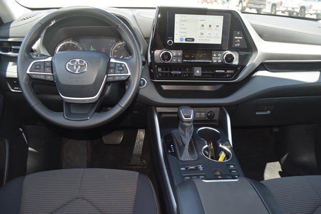 used 2023 Toyota Highlander car, priced at $37,860