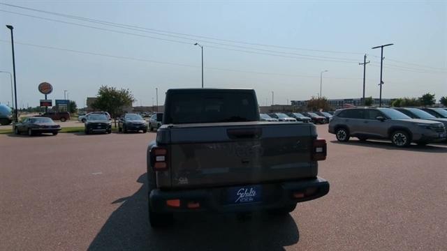 used 2023 Jeep Gladiator car, priced at $42,988