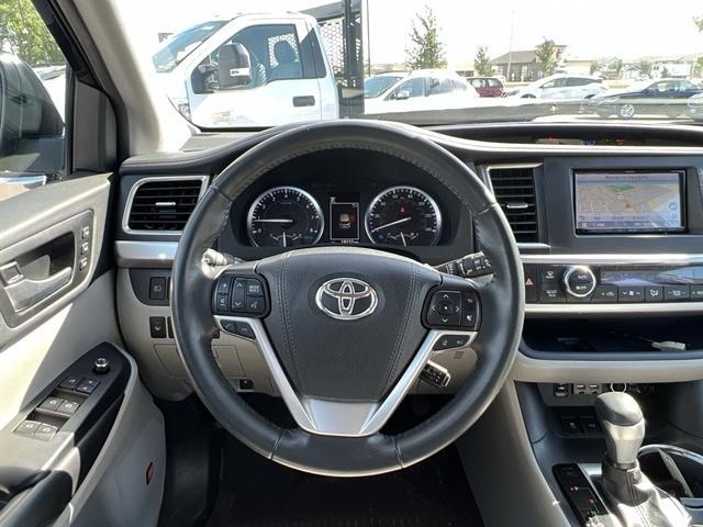 used 2019 Toyota Highlander car, priced at $33,988