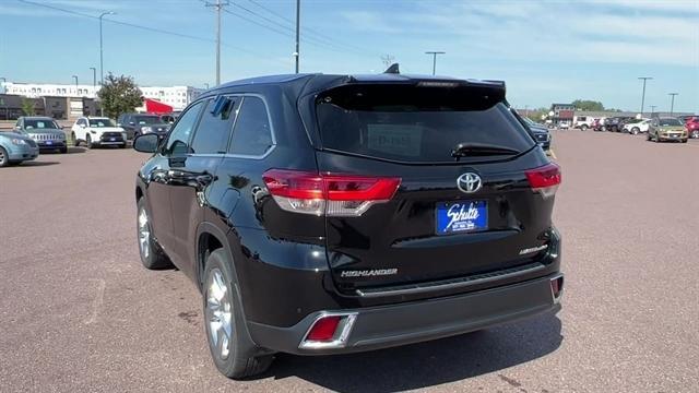 used 2019 Toyota Highlander car, priced at $33,988