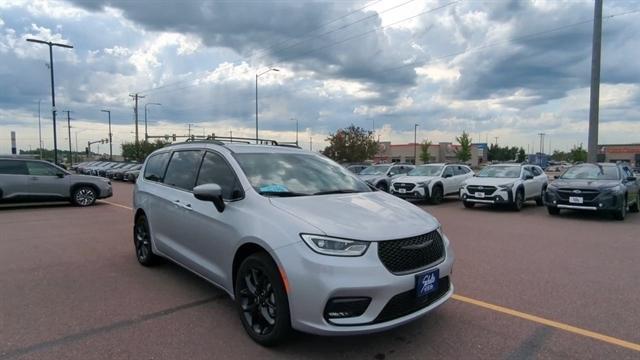 used 2023 Chrysler Pacifica car, priced at $40,988