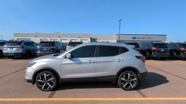 used 2021 Nissan Rogue Sport car, priced at $22,988