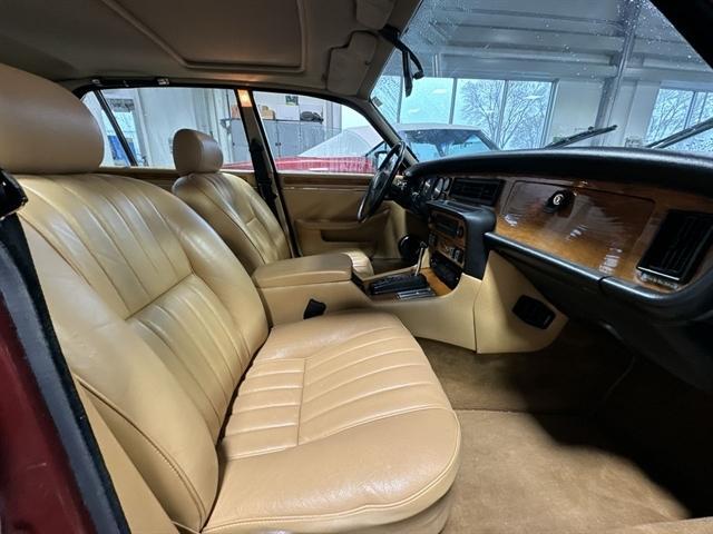 used 1986 Jaguar XJ6 car, priced at $8,988