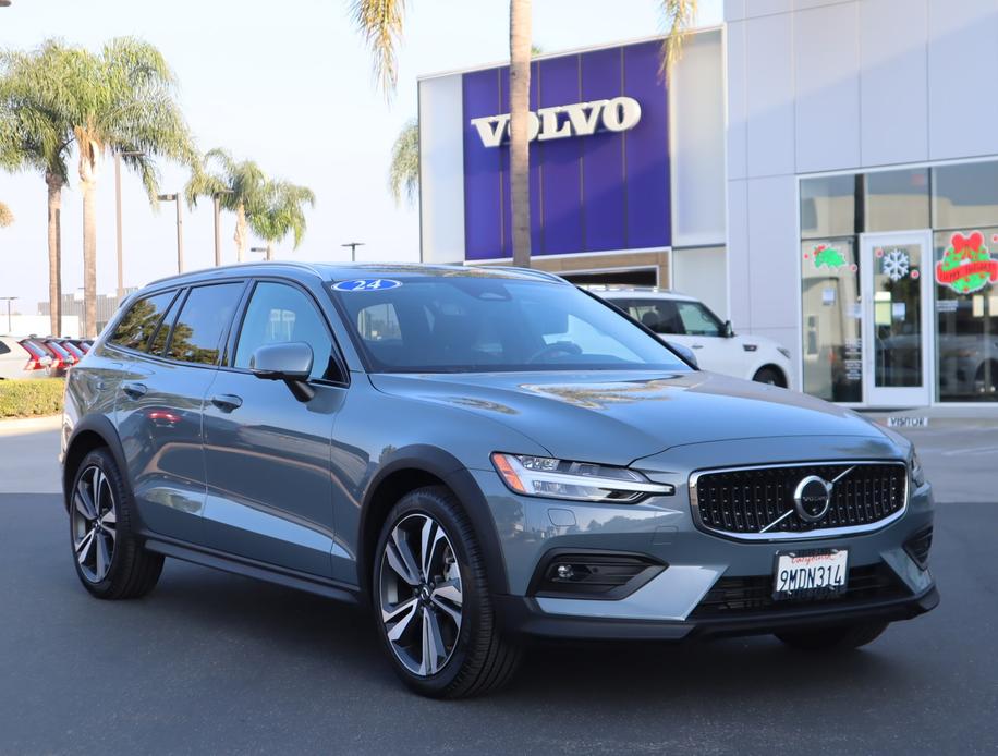 used 2024 Volvo V60 Cross Country car, priced at $49,700