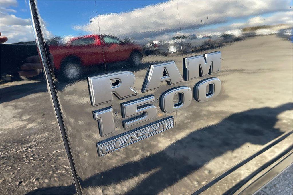 used 2020 Ram 1500 Classic car, priced at $28,000