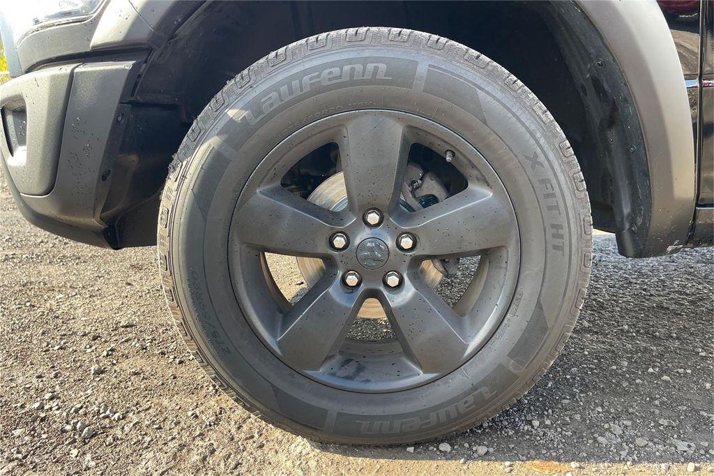 used 2020 Ram 1500 Classic car, priced at $28,000