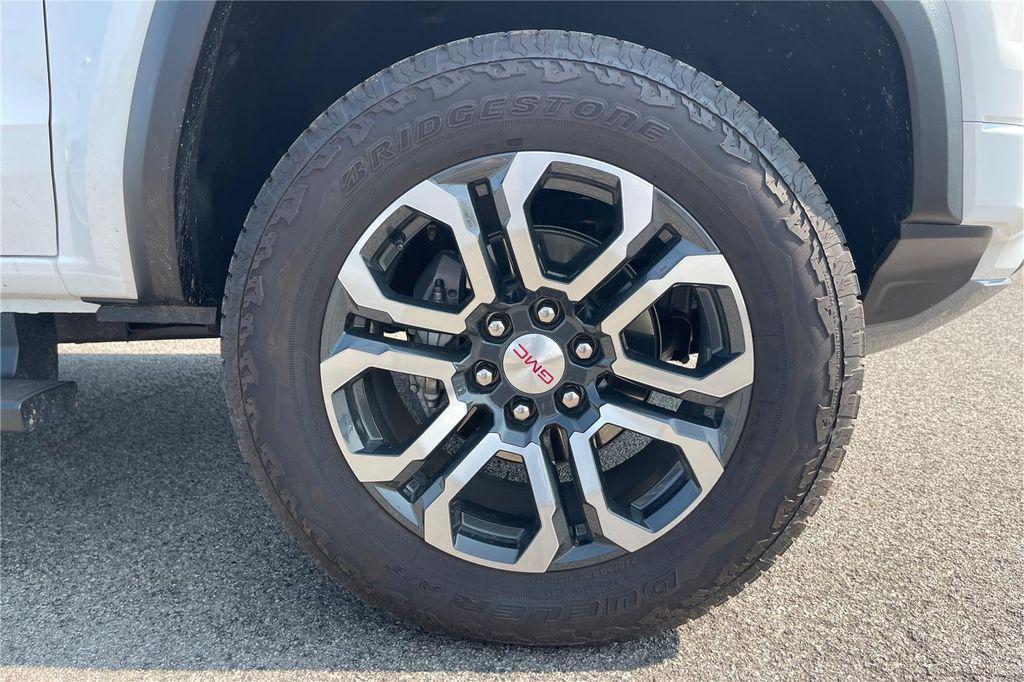 used 2023 GMC Canyon car, priced at $41,000