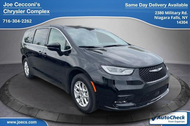 used 2024 Chrysler Pacifica car, priced at $35,000