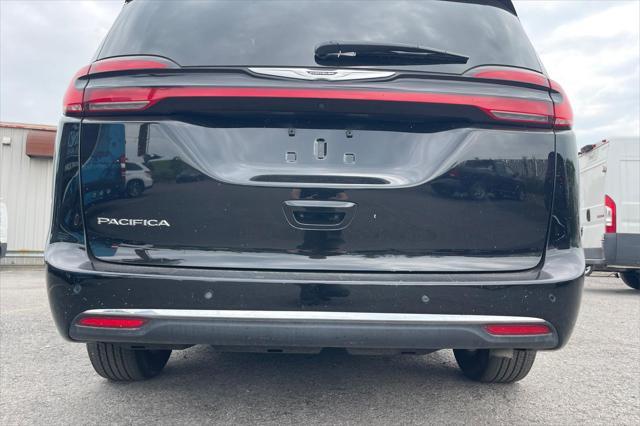 used 2024 Chrysler Pacifica car, priced at $35,000