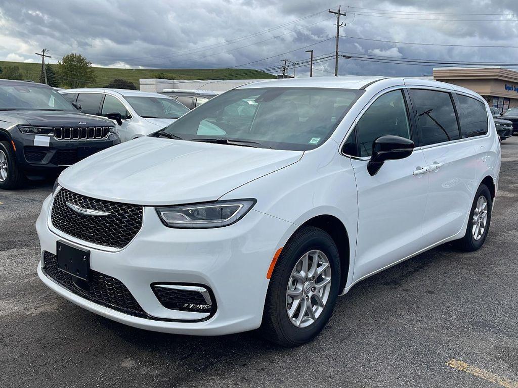 new 2026 Chrysler Pacifica car, priced at $39,710