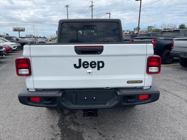 new 2023 Jeep Gladiator car, priced at $46,005