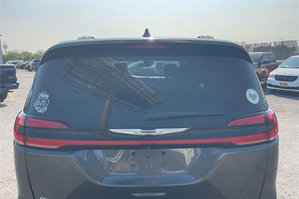used 2021 Chrysler Pacifica car, priced at $25,000