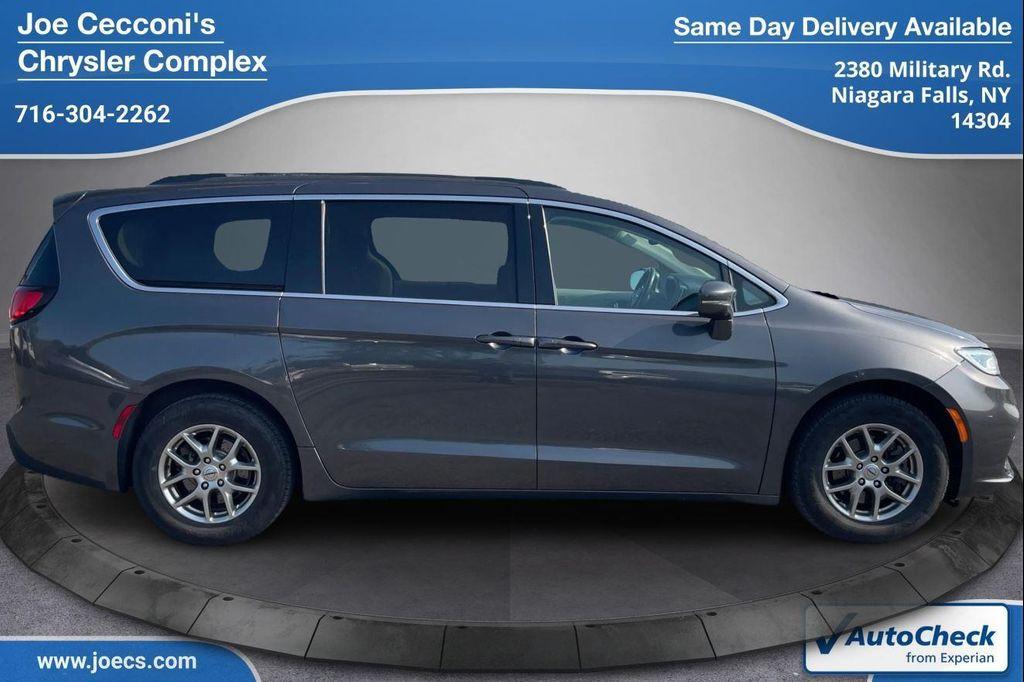 used 2021 Chrysler Pacifica car, priced at $25,000