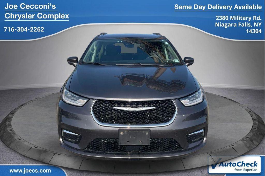 used 2021 Chrysler Pacifica car, priced at $25,000