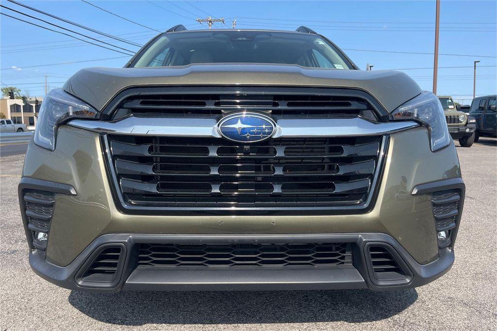 used 2023 Subaru Ascent car, priced at $32,000