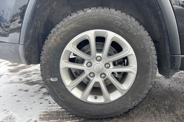 used 2021 Jeep Grand Cherokee car, priced at $24,000