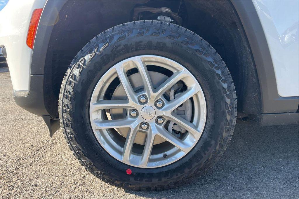 used 2023 Jeep Grand Cherokee L car, priced at $31,000
