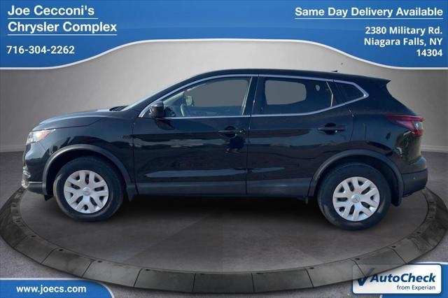 used 2020 Nissan Rogue Sport car, priced at $18,000