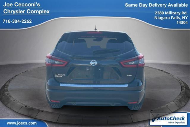 used 2020 Nissan Rogue Sport car, priced at $18,000