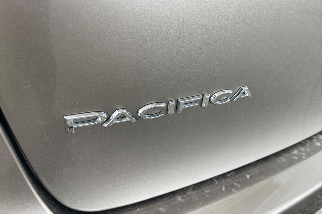 used 2017 Chrysler Pacifica car, priced at $15,500