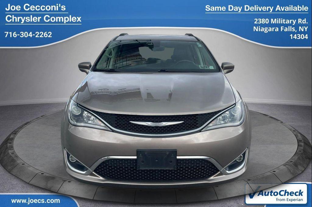used 2017 Chrysler Pacifica car, priced at $15,500