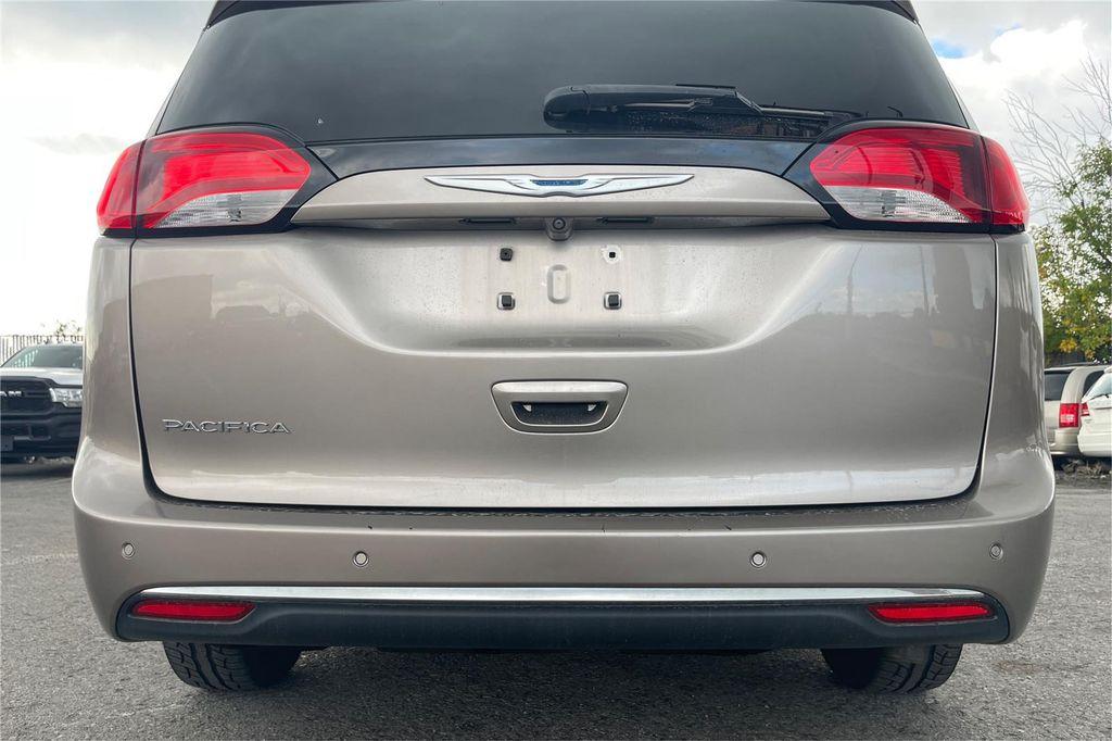 used 2017 Chrysler Pacifica car, priced at $15,500