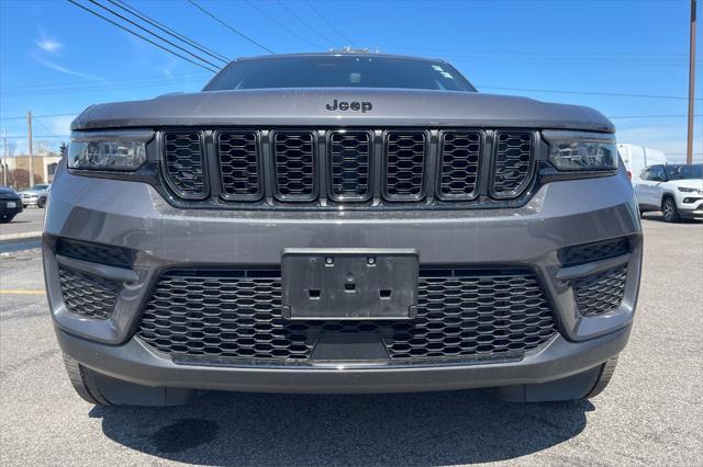 used 2022 Jeep Grand Cherokee car, priced at $35,500