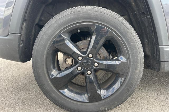 used 2022 Jeep Grand Cherokee car, priced at $35,500