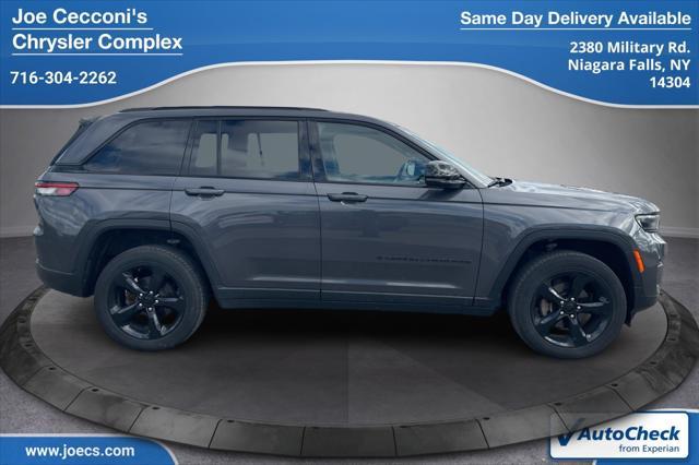 used 2022 Jeep Grand Cherokee car, priced at $35,500