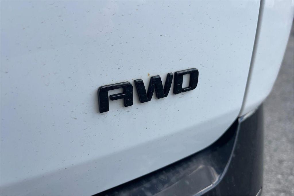 used 2020 Chevrolet Traverse car, priced at $28,500