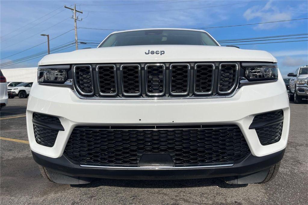 used 2023 Jeep Grand Cherokee car, priced at $31,000