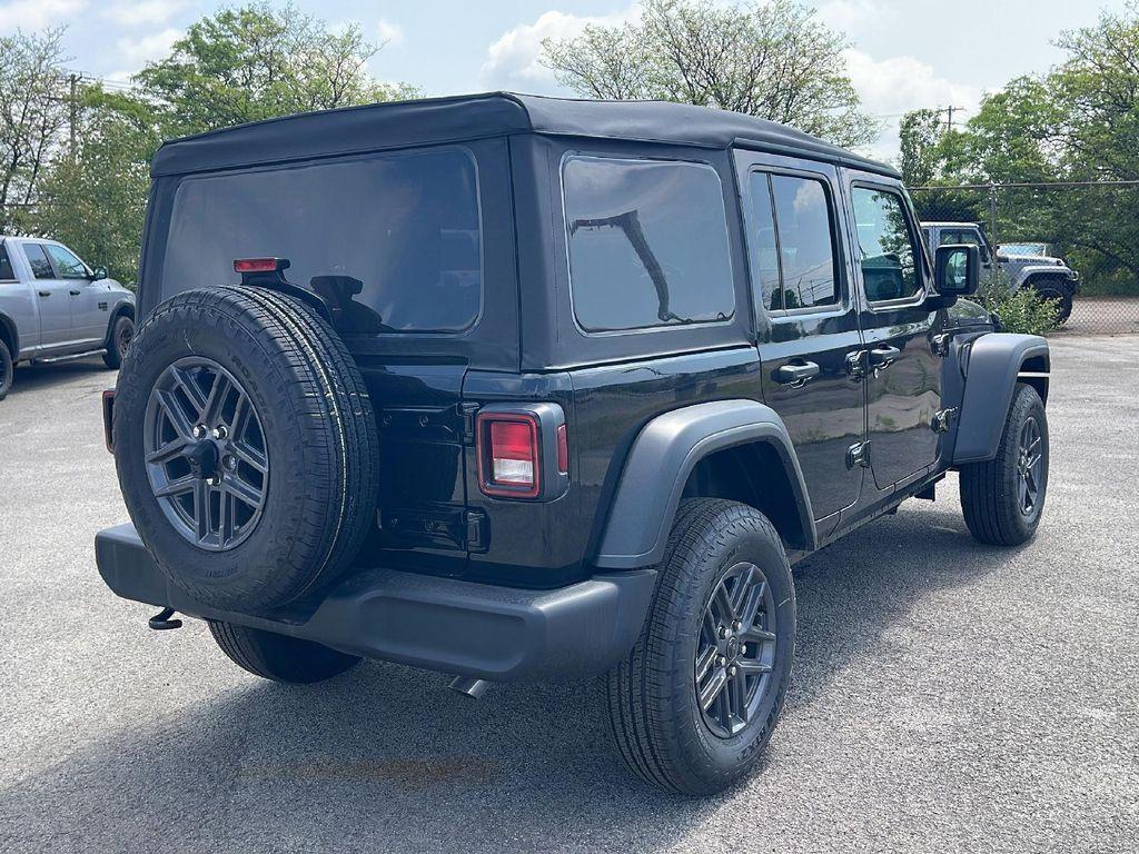 new 2025 Jeep Wrangler car, priced at $45,055