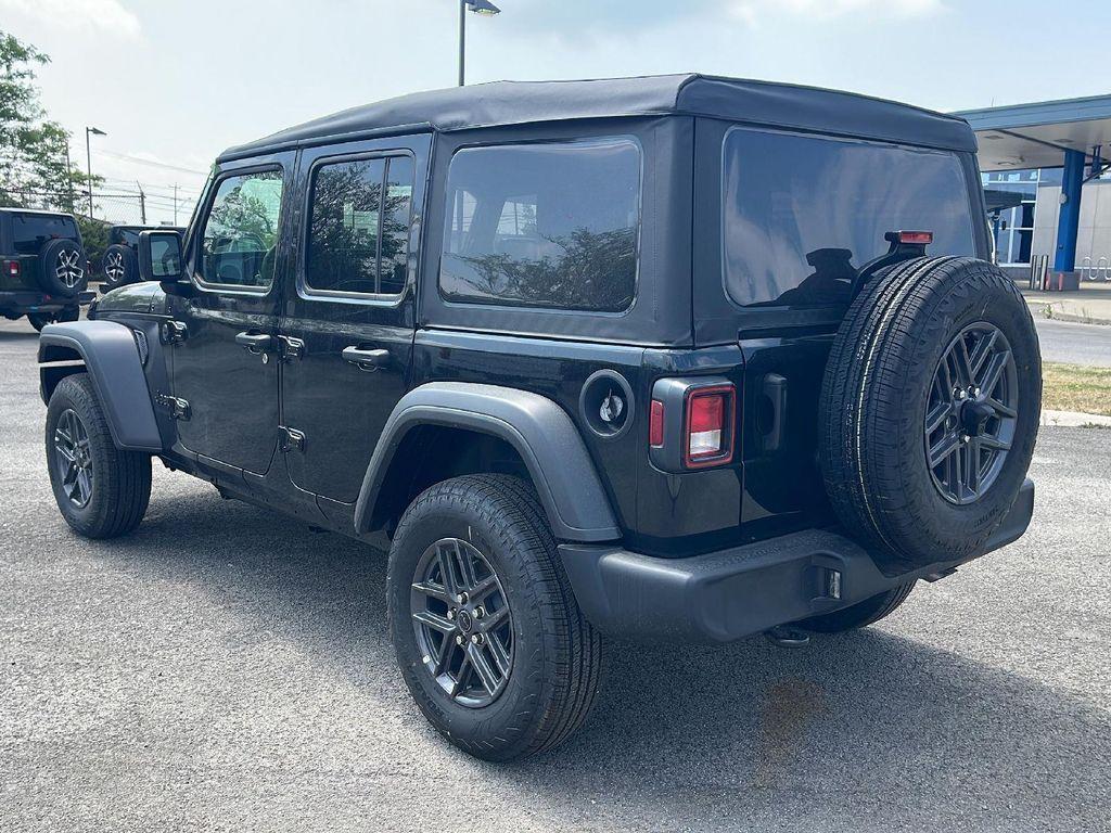 new 2025 Jeep Wrangler car, priced at $45,055