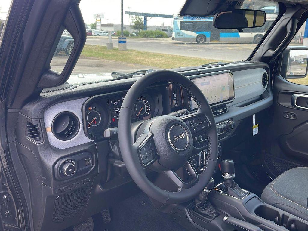 new 2025 Jeep Wrangler car, priced at $45,055