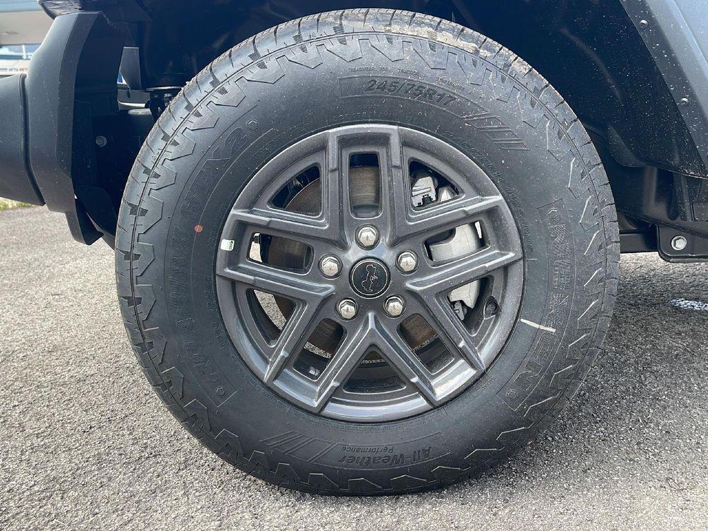 new 2025 Jeep Wrangler car, priced at $45,055