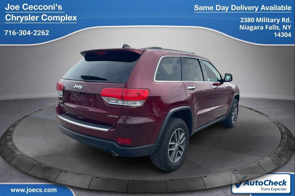 used 2017 Jeep Grand Cherokee car, priced at $18,500