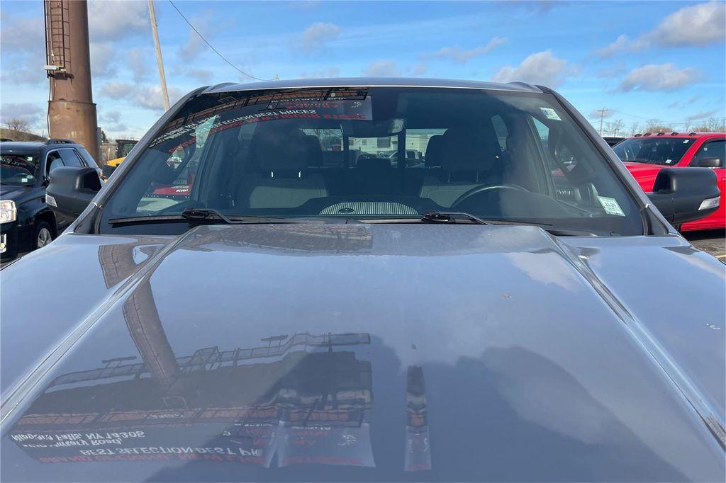 used 2022 Ram 1500 car, priced at $33,000