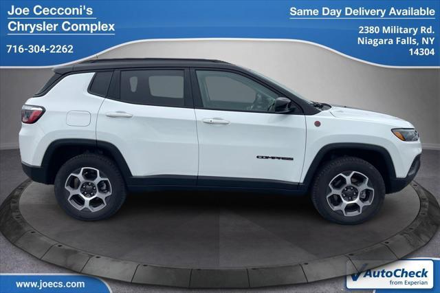 used 2022 Jeep Compass car, priced at $25,000