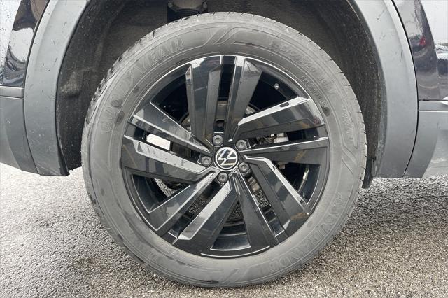 used 2023 Volkswagen Atlas Cross Sport car, priced at $29,000