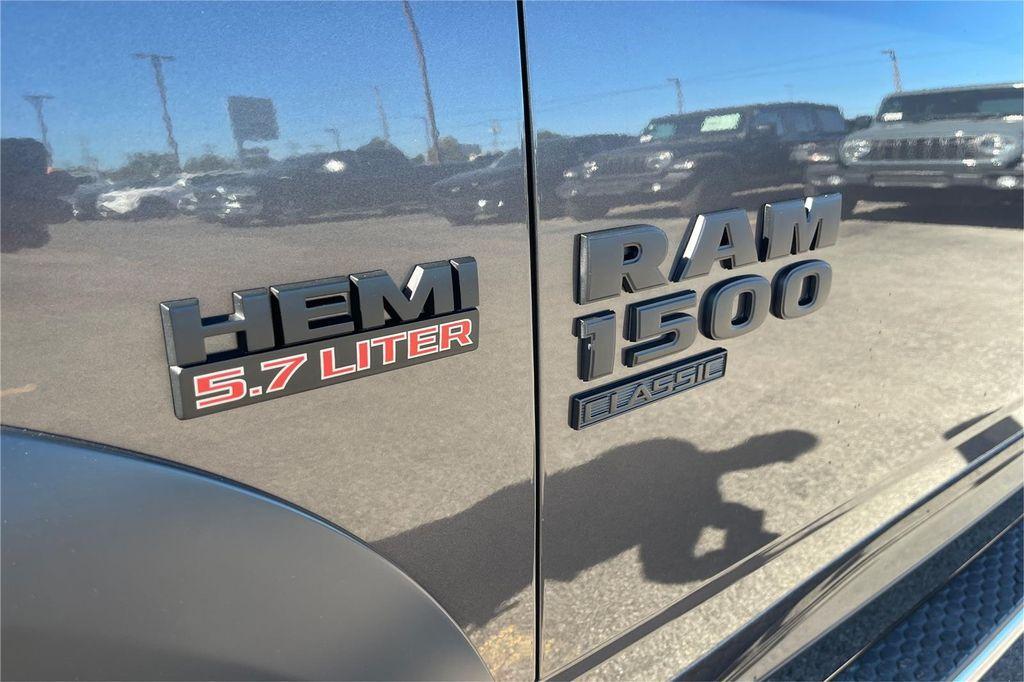 used 2021 Ram 1500 Classic car, priced at $30,000