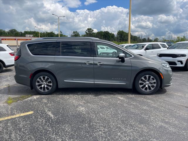 new 2023 Chrysler Pacifica car, priced at $45,085