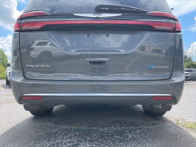 new 2023 Chrysler Pacifica car, priced at $45,085