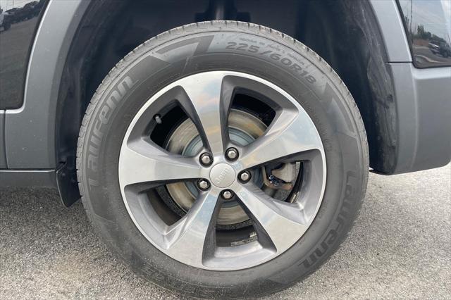 used 2020 Jeep Cherokee car, priced at $21,000