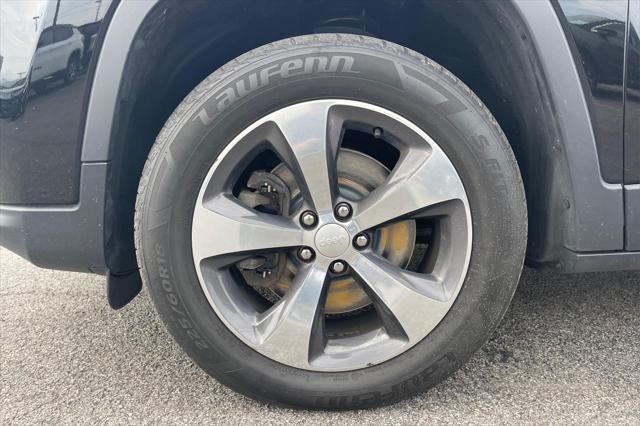 used 2020 Jeep Cherokee car, priced at $21,000