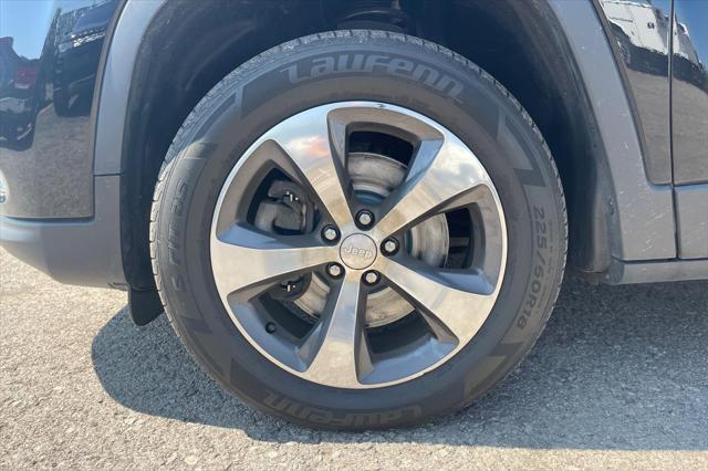 used 2020 Jeep Cherokee car, priced at $21,500