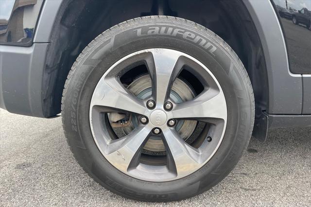 used 2020 Jeep Cherokee car, priced at $21,000