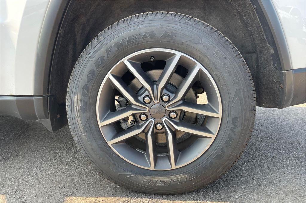 used 2021 Jeep Grand Cherokee car, priced at $23,000