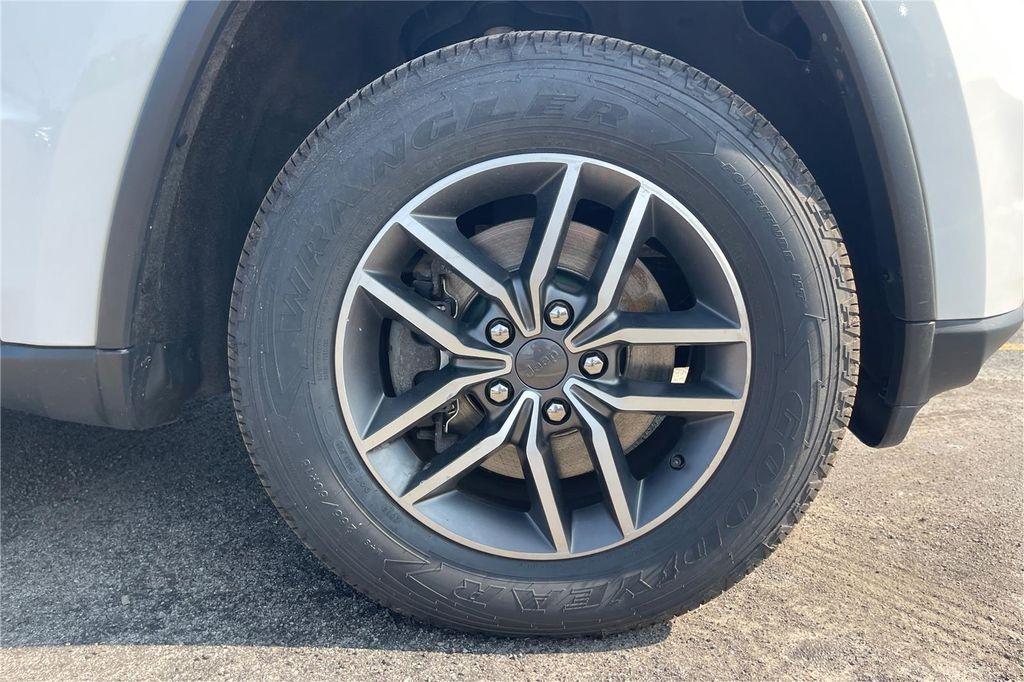 used 2021 Jeep Grand Cherokee car, priced at $23,000