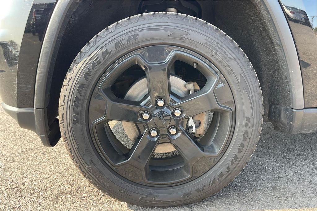 used 2018 Jeep Grand Cherokee car, priced at $19,000